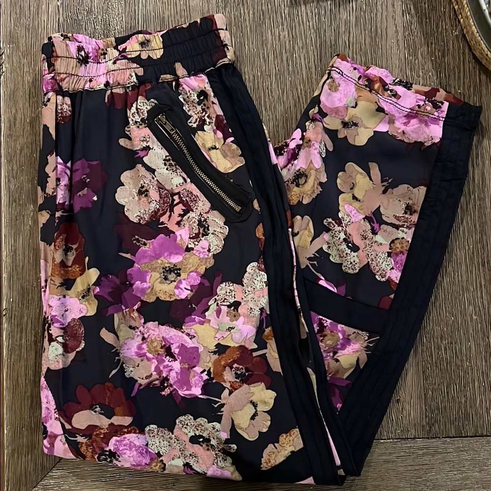 Floral Print Pull On Pants